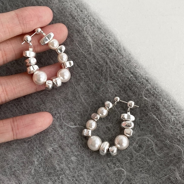 silver and pearl pierce 10951