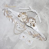 ベリーダンス オリエンタル 衣装 トップス ベルト セット ホワイト系 蝶 花 アーム アーム飾り 腕飾り ラインストーン チェーン 白 金 かわいい 爽やか 明るい ダンス衣装 ステージ イベント キラキラ 華やか シルバー系 ゴールド系