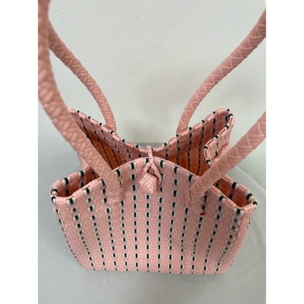 インドネシア館で購入したカゴ（M） インドネシア館で購入したカゴ（M） インドネシア館で購入したカゴ（L