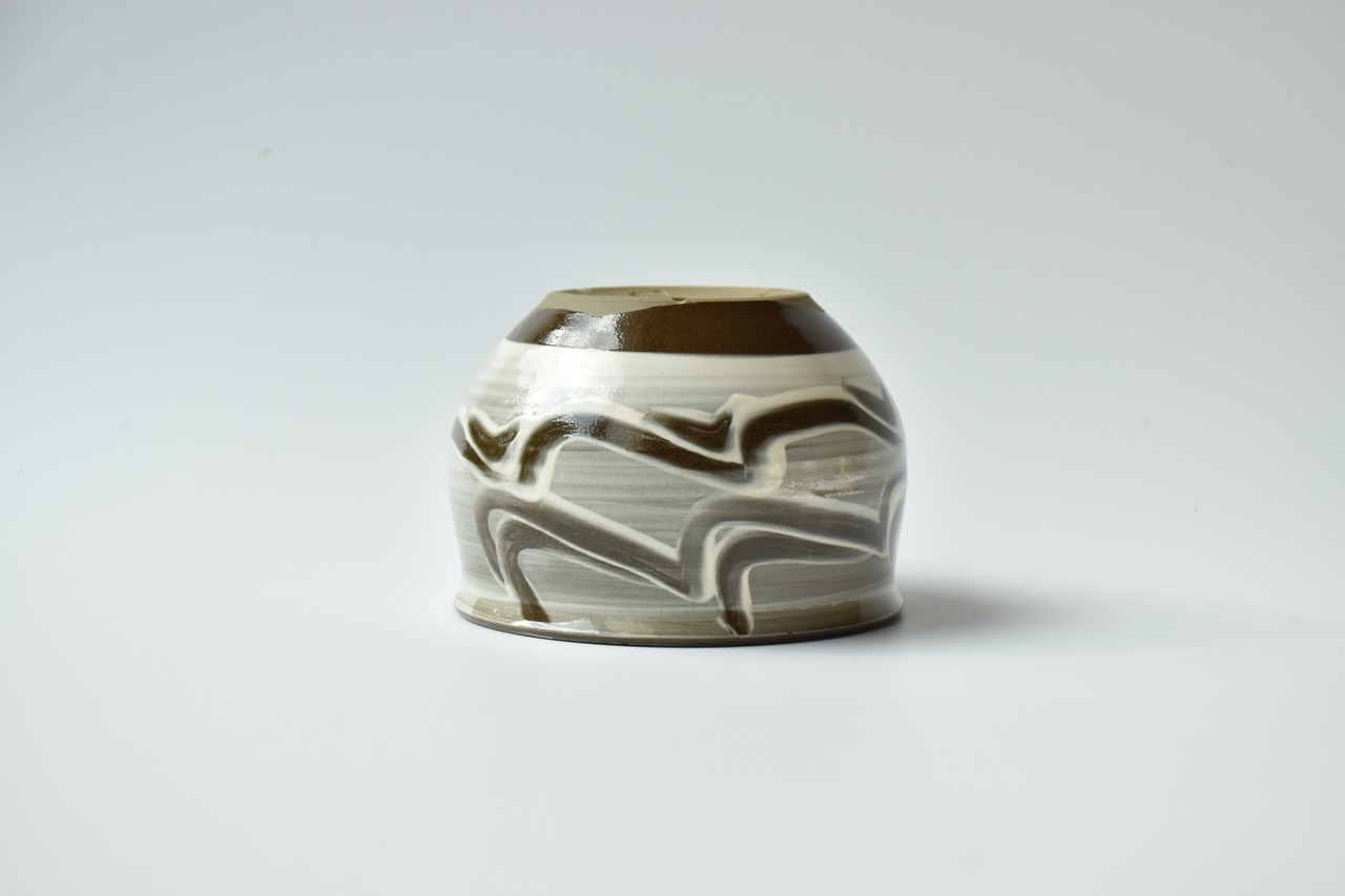 <4/25(土)~販売開始> 小鹿田焼 / 坂本浩二窯 坂本拓磨 : 植木鉢 指描き 白 (3.5寸-丸鉢-2) 受け皿セット