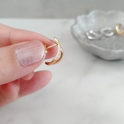 Cross Design Zircon