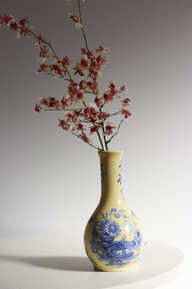 floral yellow Vase