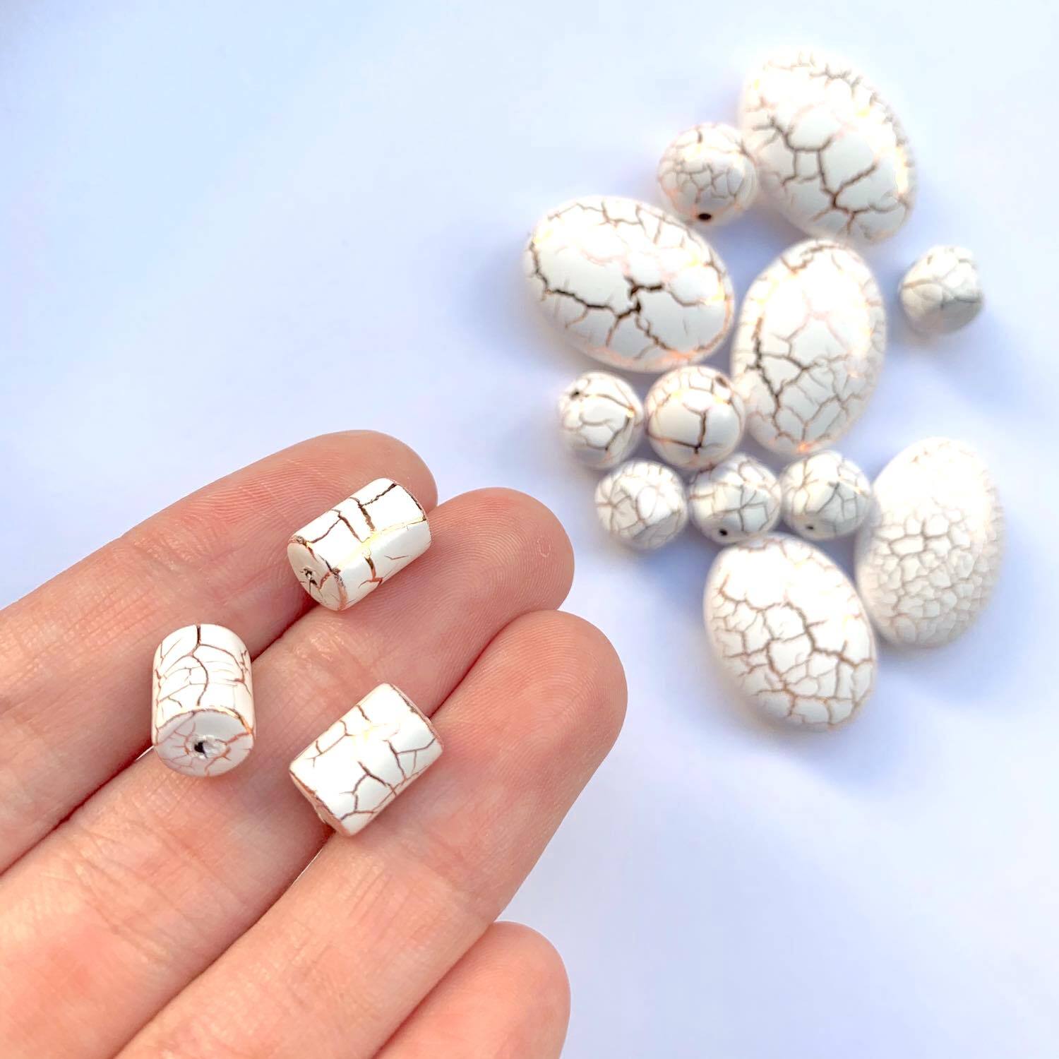 亀裂模様の白ビーズ（円柱） | Dua-アクセサリーパーツショップ
