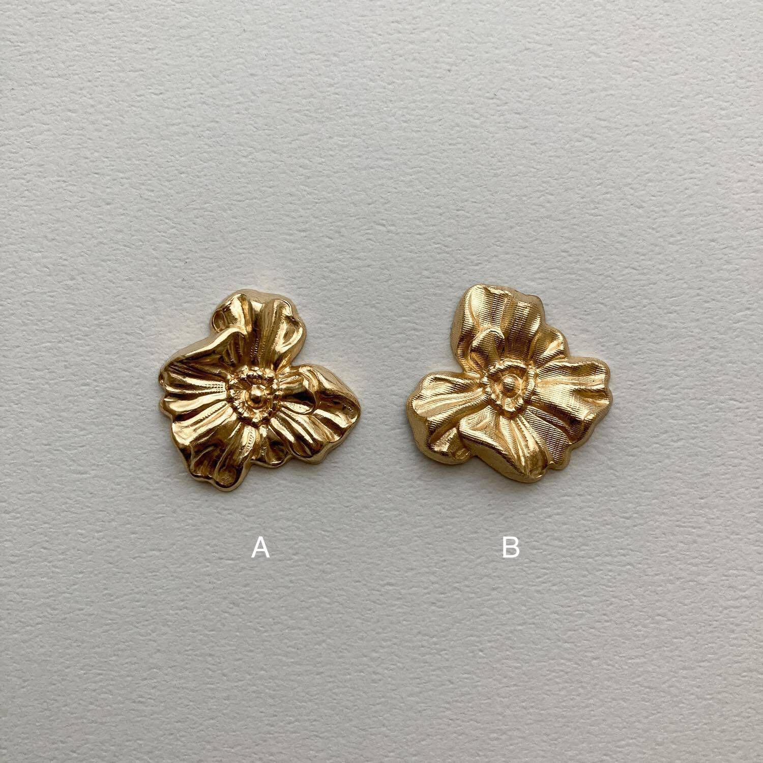 最終入荷〉USA真鍮 いびつなお花のプレートパーツ | Dua-アクセサリー