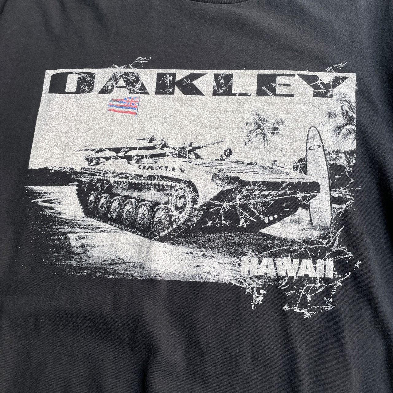 OAKLEY オークリー 戦車 HAWAII ハワイ プリントTシャツ メンズXL 古着 