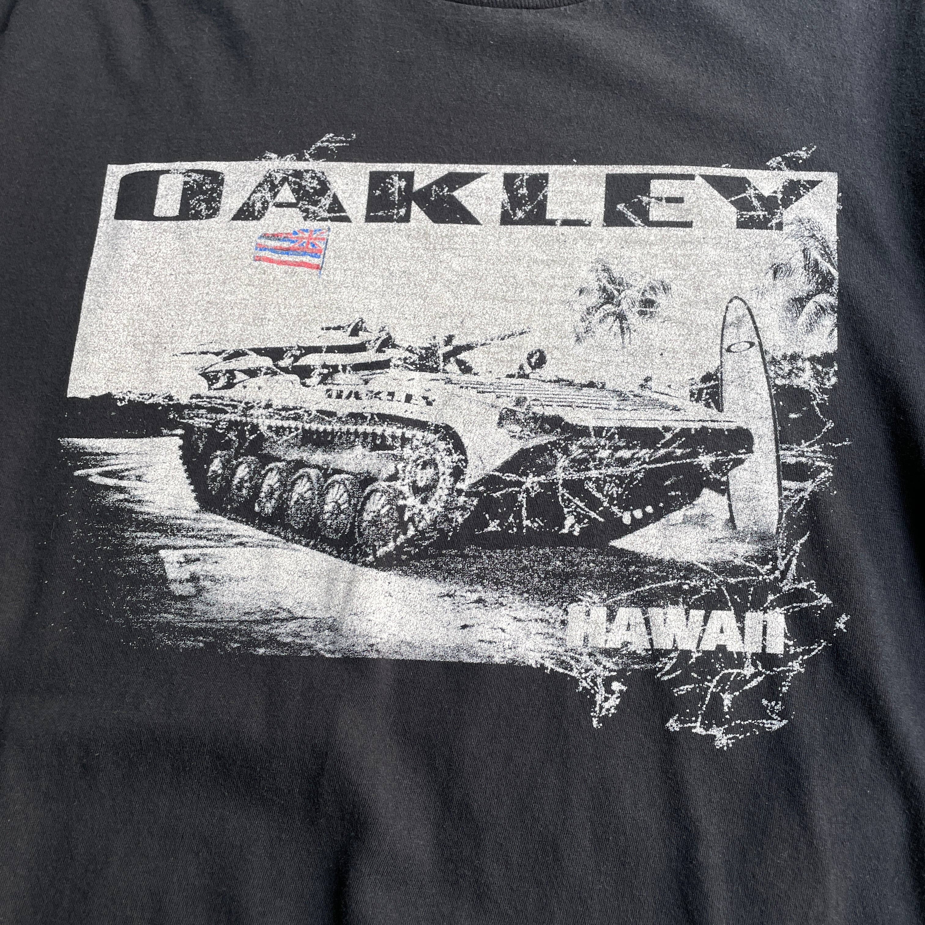 OAKLEY オークリー 戦車 HAWAII ハワイ プリントTシャツ メンズXL 古着 