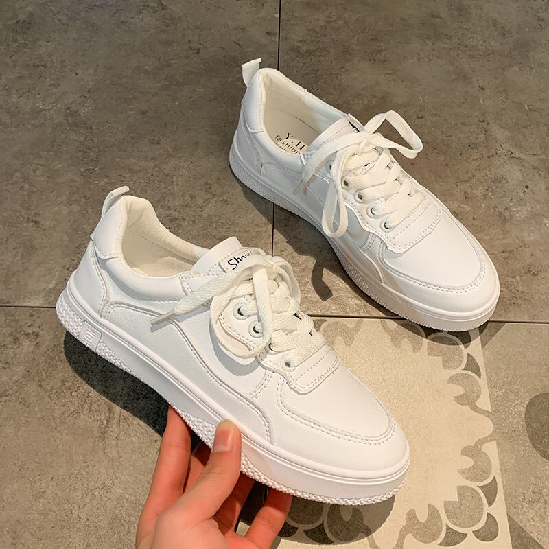 Mai Le Cat春の白い靴 部族の婦人靴9221270