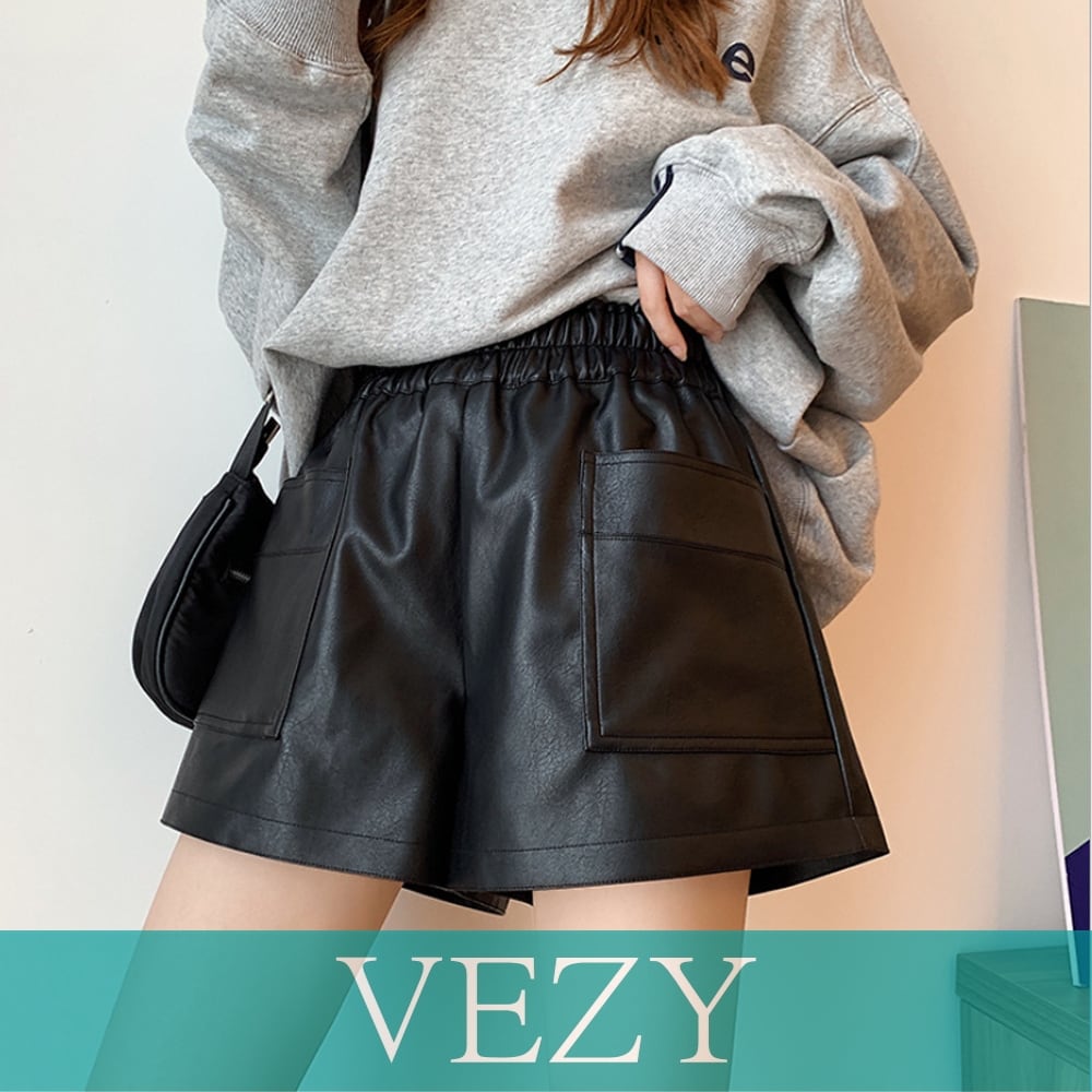 レザー ショートパンツ ウエストゴム フェイクレザー 人気の甘辛コーデ