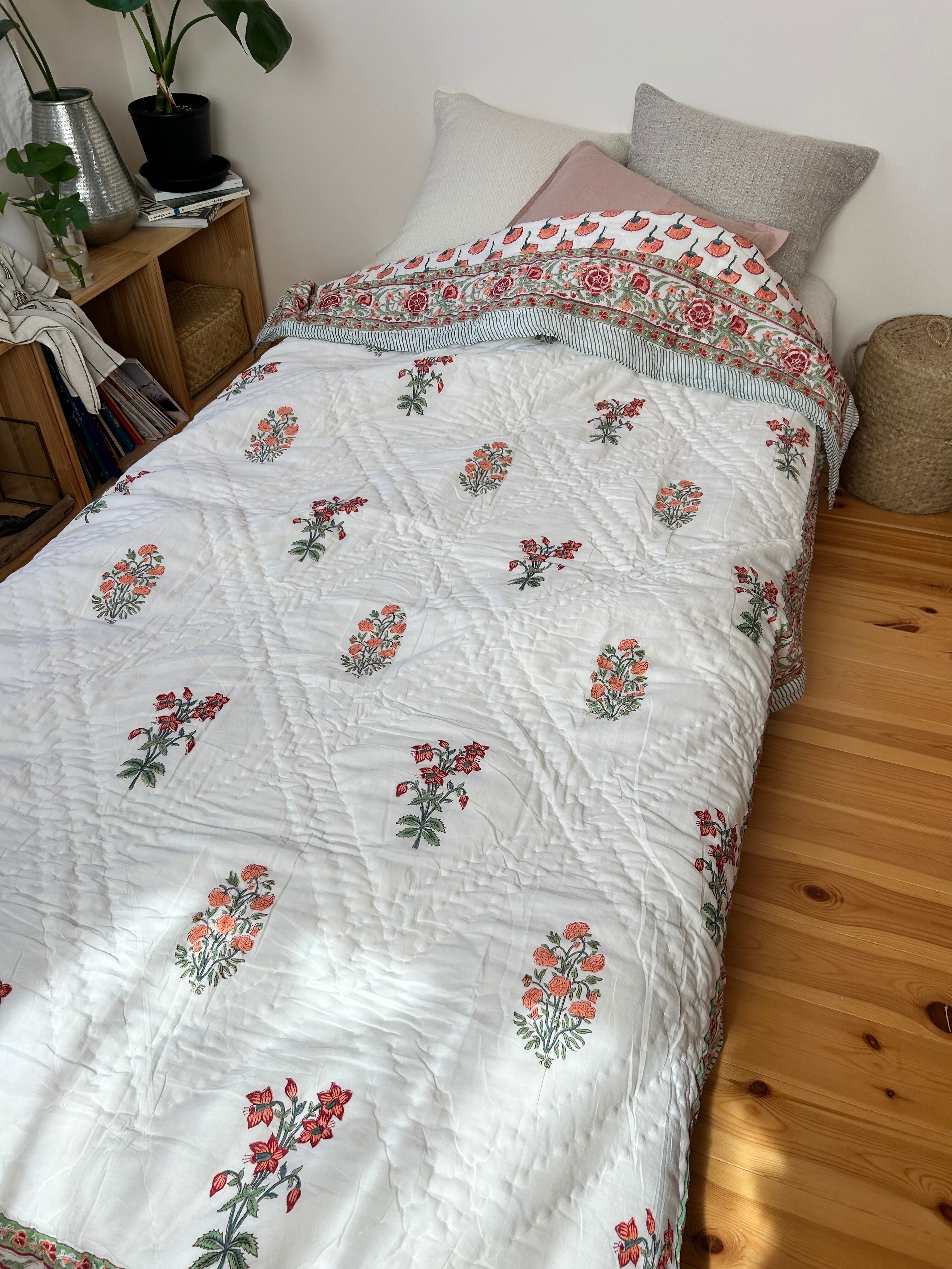 ブロックプリントキルト布団 インド綿 ブロックプリント ハンドキルト布団 (ダブルサイズ) その他