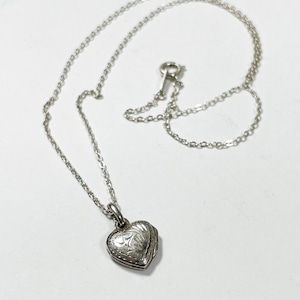 Vintage 925 Silver Small Heart Locket Pendant Necklace