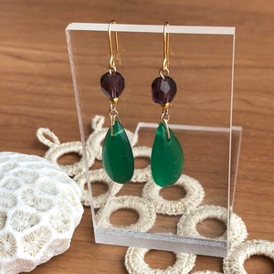 アンティークガラスのピアス