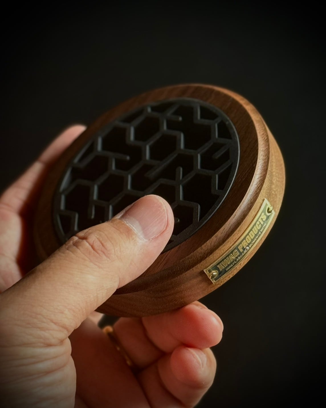 X-TAGE WALNUT ROUND S | XWAG PRODUCTS