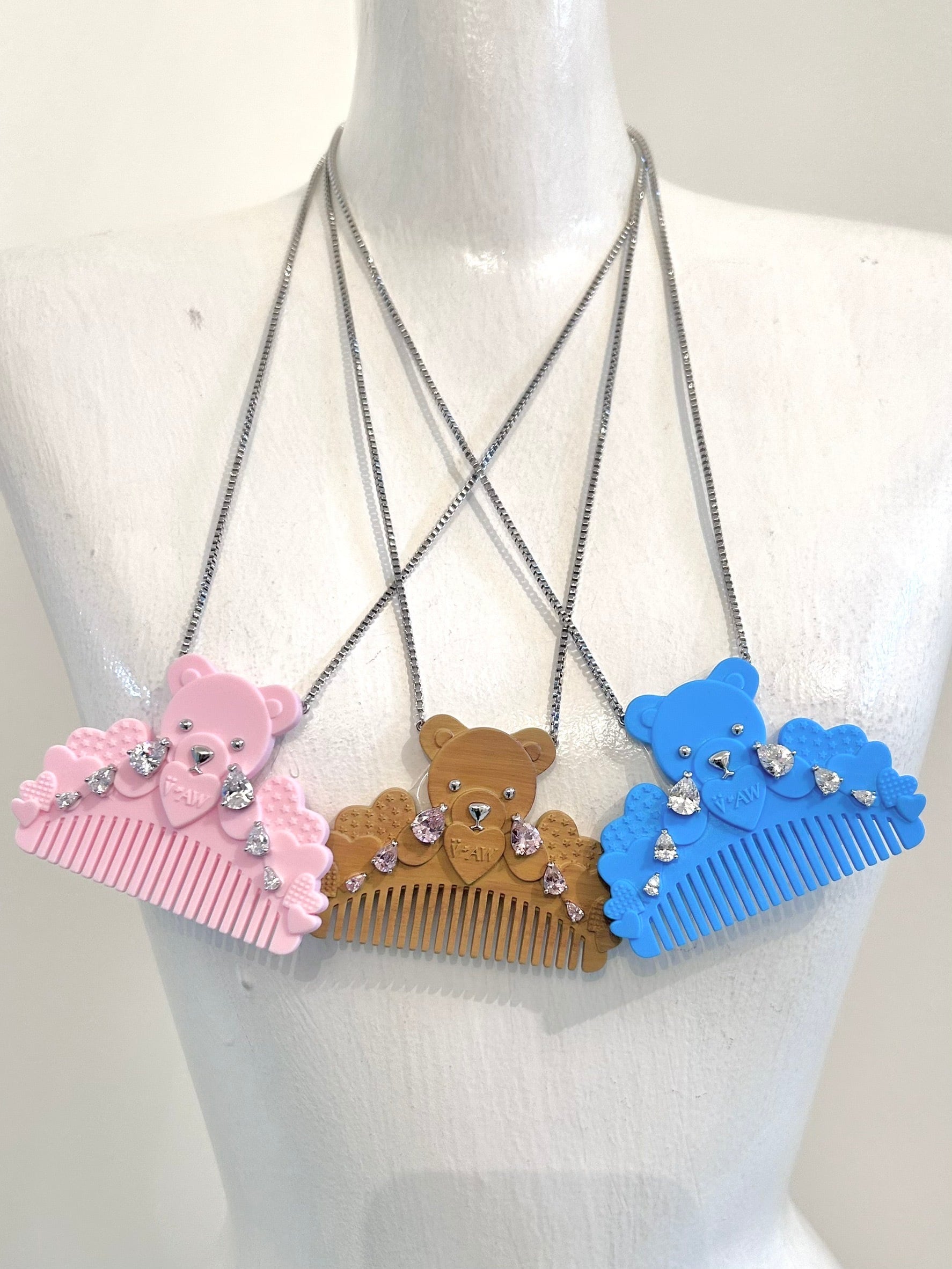 Ashley WILLIAMS×YVMIN CRYING BEAR COMB NECKLACE