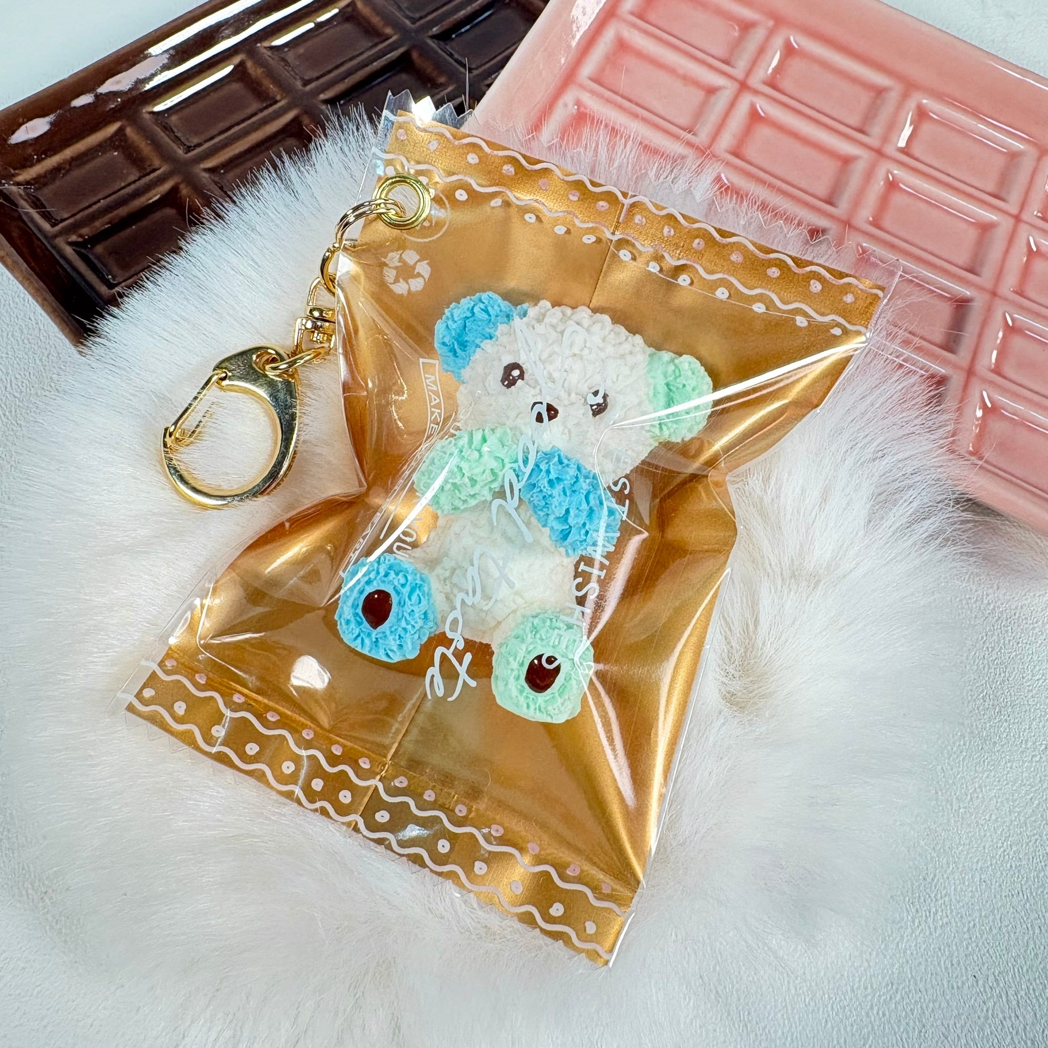 レアくまさんチョコキーホルダー