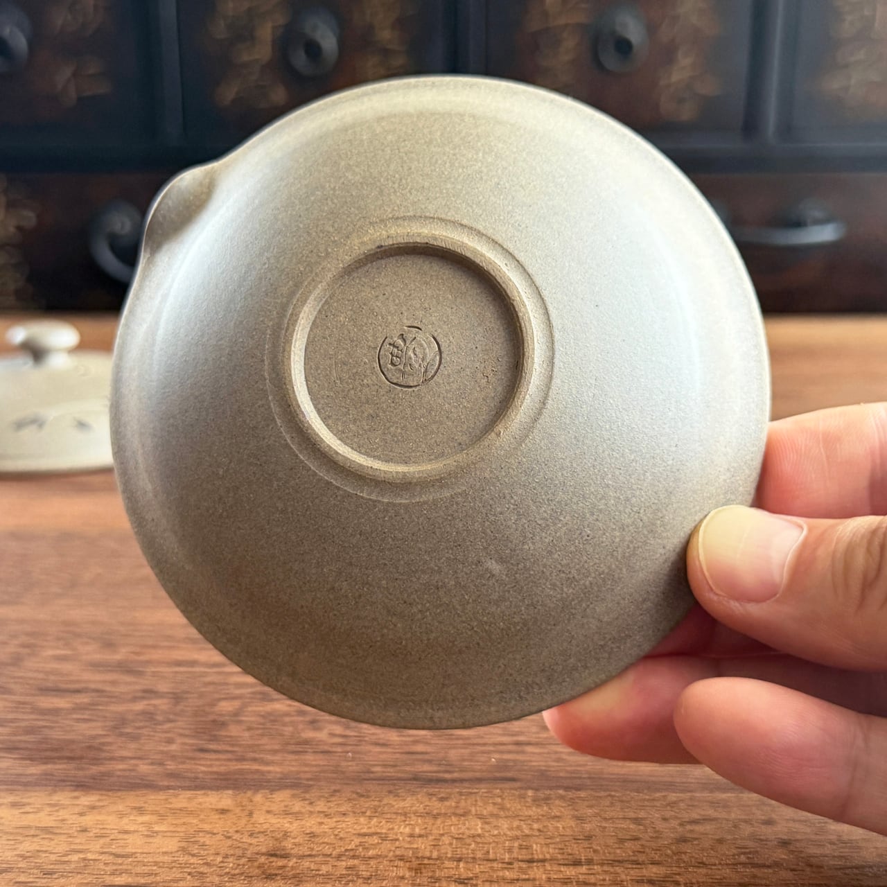 印花唐草 絞り出し急須 80ml｜都筑豊 大興寺窯（常滑焼） | にっこう