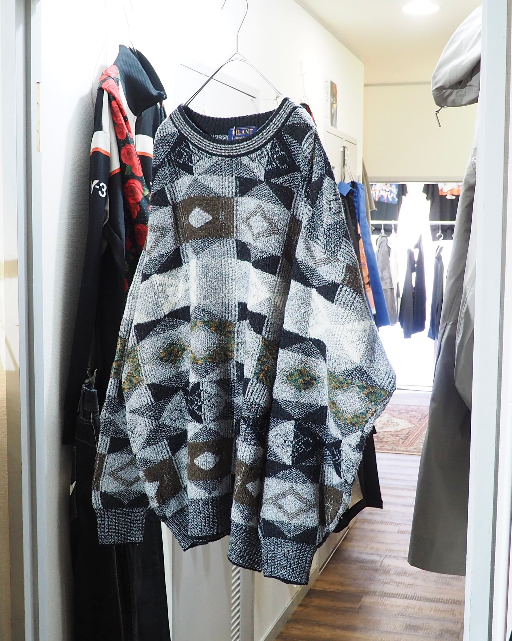 1990s Monotone × Geometric pattern Design vintage loose knit