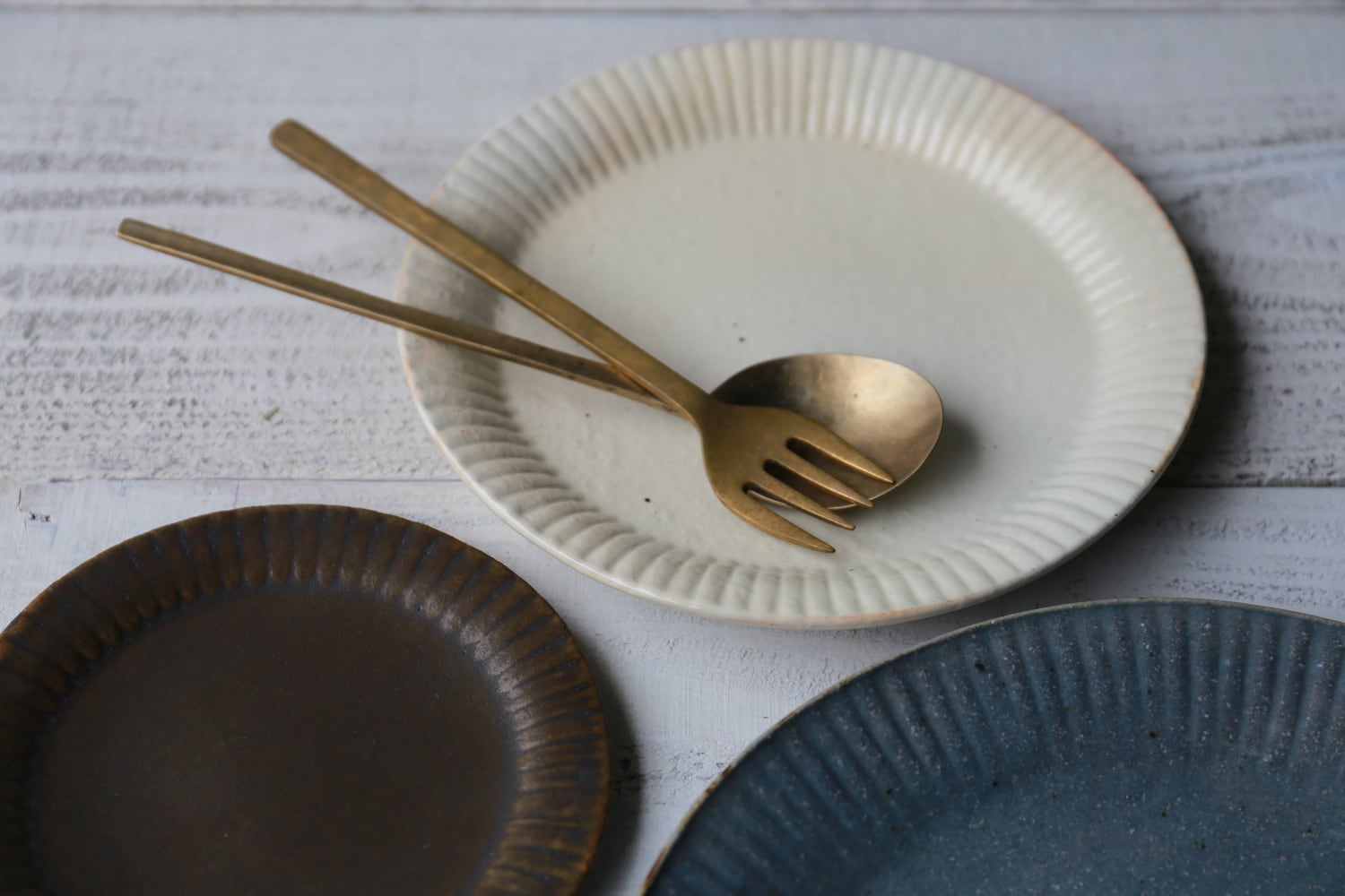 鉄散 ラッフルプレート L | 古谷製陶所