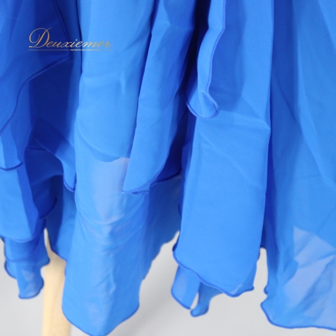 社交ダンス 衣装 スタンダード ドレス ワンピース パーティ衣装 オールシーズン DANCE FASHION EVE ダンスファッションイヴ 青 ブルー系 ビジュー 長袖 ロングドレス フィット感 パーティー用 エレガント おしゃれ ダンス用 衣装 レディース ステージ衣装 社交ダンス用 競技用 発表会 着こなし 着心地 丈夫 お手入れ簡単 コスチューム