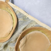 社交ダンス 衣装 DSI スタンダードドレス ワンピース ドレス スタンダード フロート プリーツ 紫 黒 デモ 競技 ダンス パーティ 発表会 上品 高級感 クロッチ ブラック系 パープル系 光沢感 フォーマル 舞台衣装 ダンスイベント オシャレ お洒落