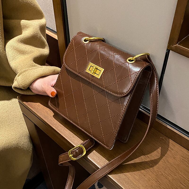 スタンダードオータムウィンターレッド レトロ 秋物 冬物 スクウェア メッセンジャーバッグ 手作りハンドバック42819882440