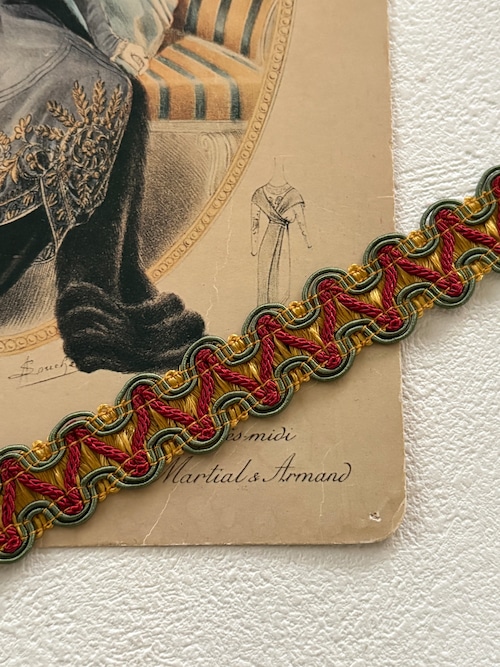 輸入デザインブレード フランス マスタードイエロー×カーキ×レッド 18mm 50cm／カット単位 カルトナージュ デコレーション材