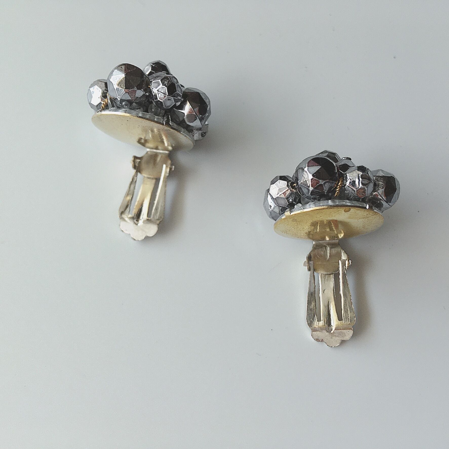 Vintage 50s Western Germany silver beads flower earrings　ヴィンテージ　50年代　西ドイツ製　 シルバー　カットビーズ　フラワー　花　イヤリング　b372