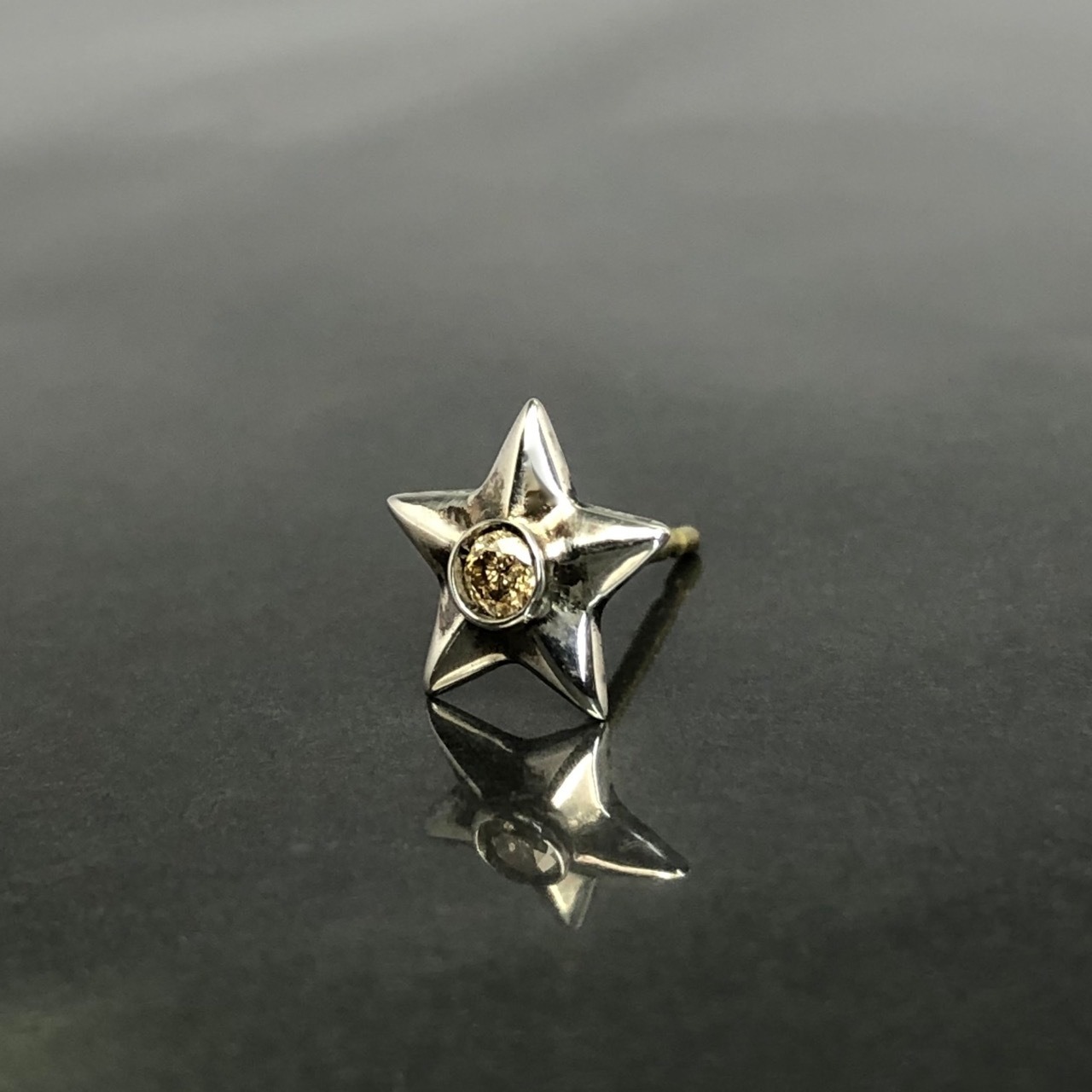 STAR STUD with BROWN DIAMOND / スターピアス・ブラウンダイヤモンド