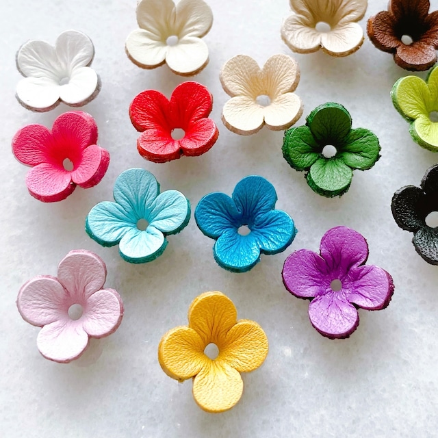 【完成品】プチフラワーメガネホルダーネックレス（花色マルチカラー）