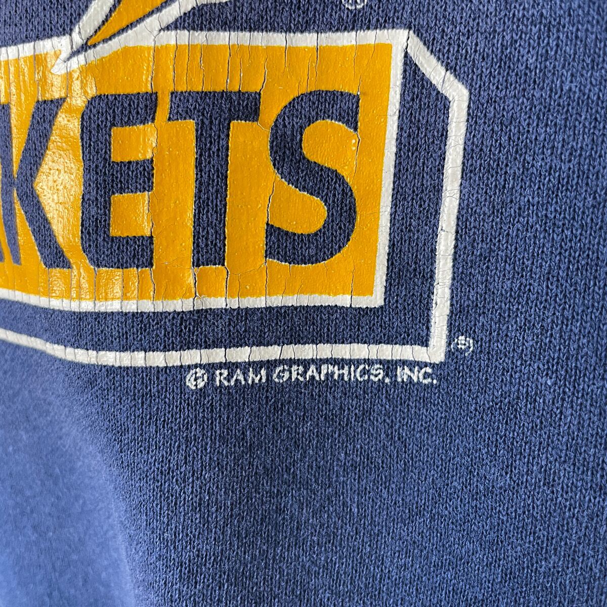90s USA製 カレッジスウェット 古着 ヴィンテージ YELLOW JACKETS 前V 