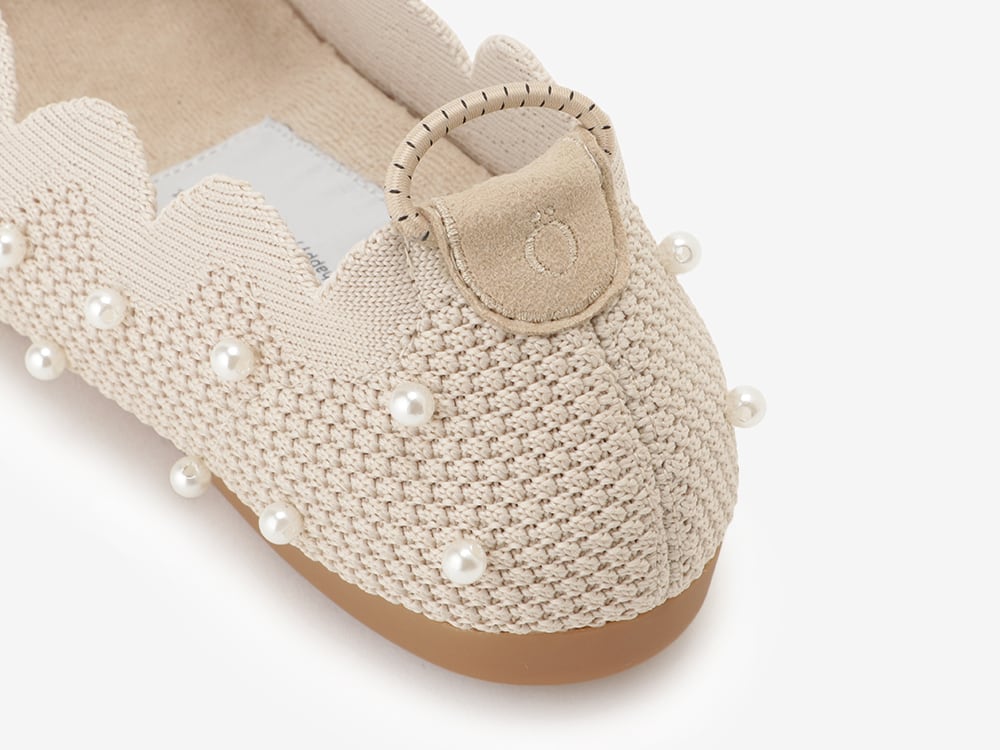 scallop pearls pattern / BEIGE | Offen