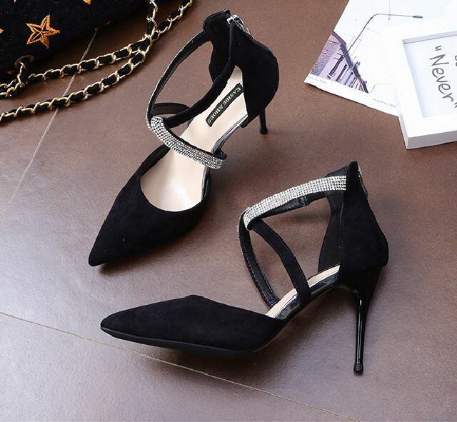 【新品未使用】TULLEビジューバックストラップミュール　ベージュ/クリア　M TULLEビジューバックストラップミュール