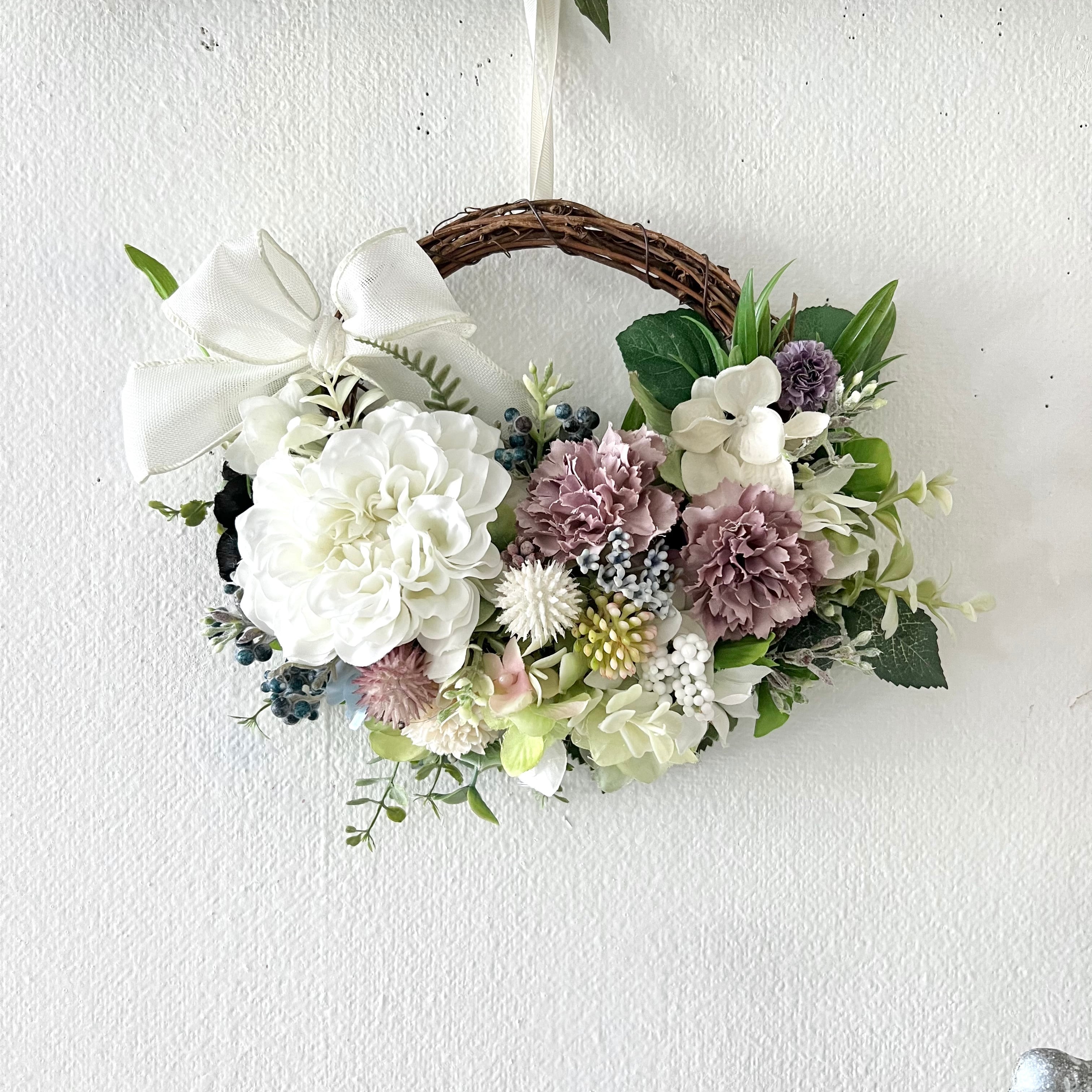 プレゼント　ギフト　アーティフィシャルフラワー　　flower wreath