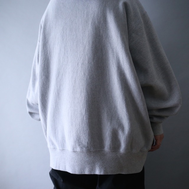 "Champion" front logo design over silhouette reverse wave sweat parka