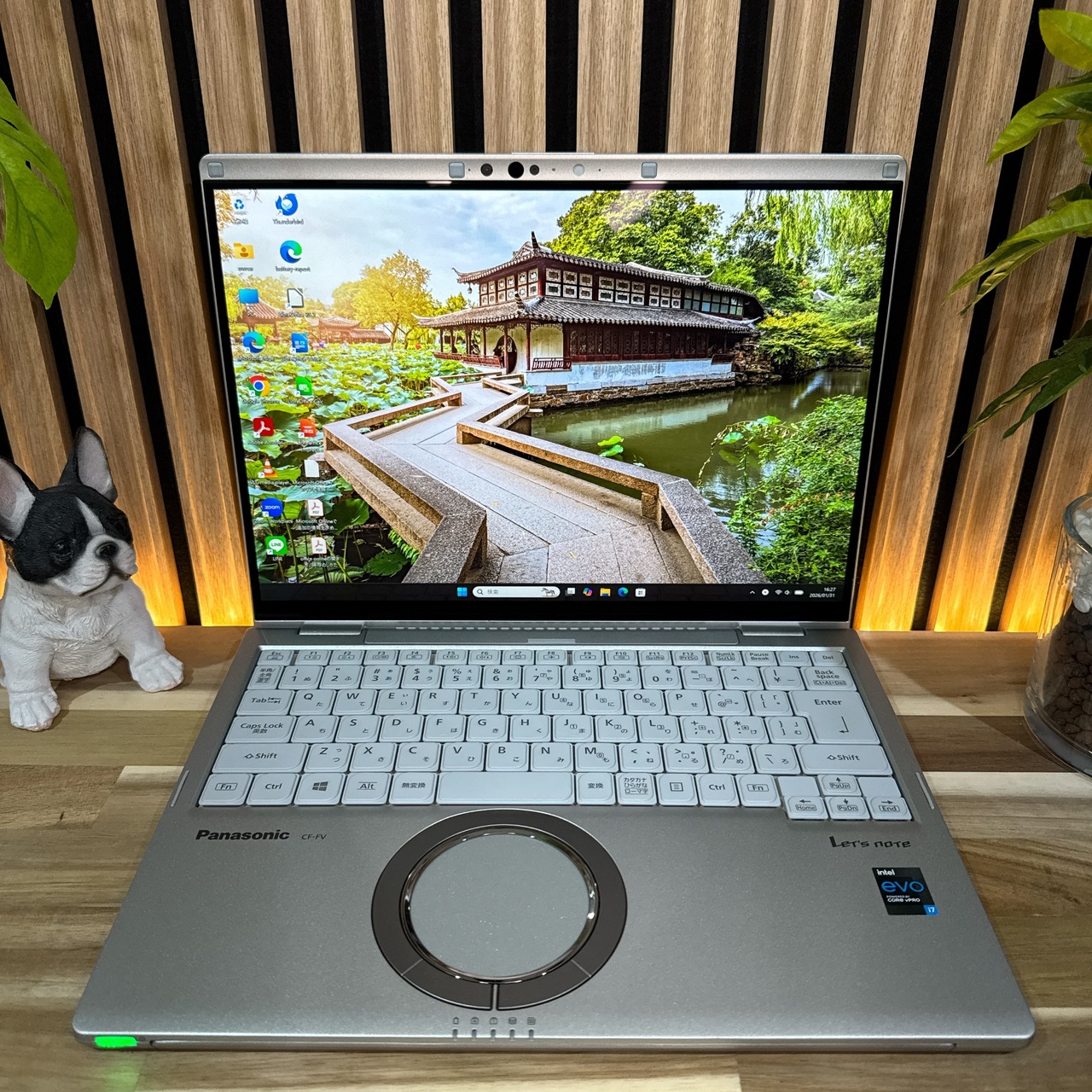 \ 公式ショップ限定価格❣️/ 美品《最高峰i7搭載》Panasonic Let's note FV1 メモリ16GB SSD256GB ノートパソコン 安心サポート&3ヶ月保証付き