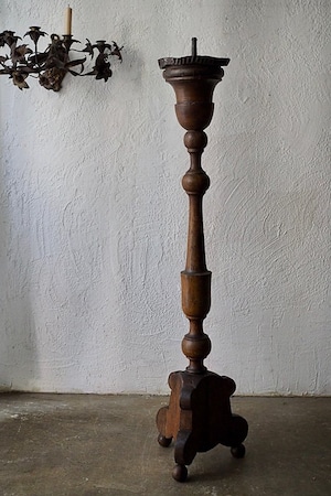 19世紀半ば木製燭台-antique floor candle stand