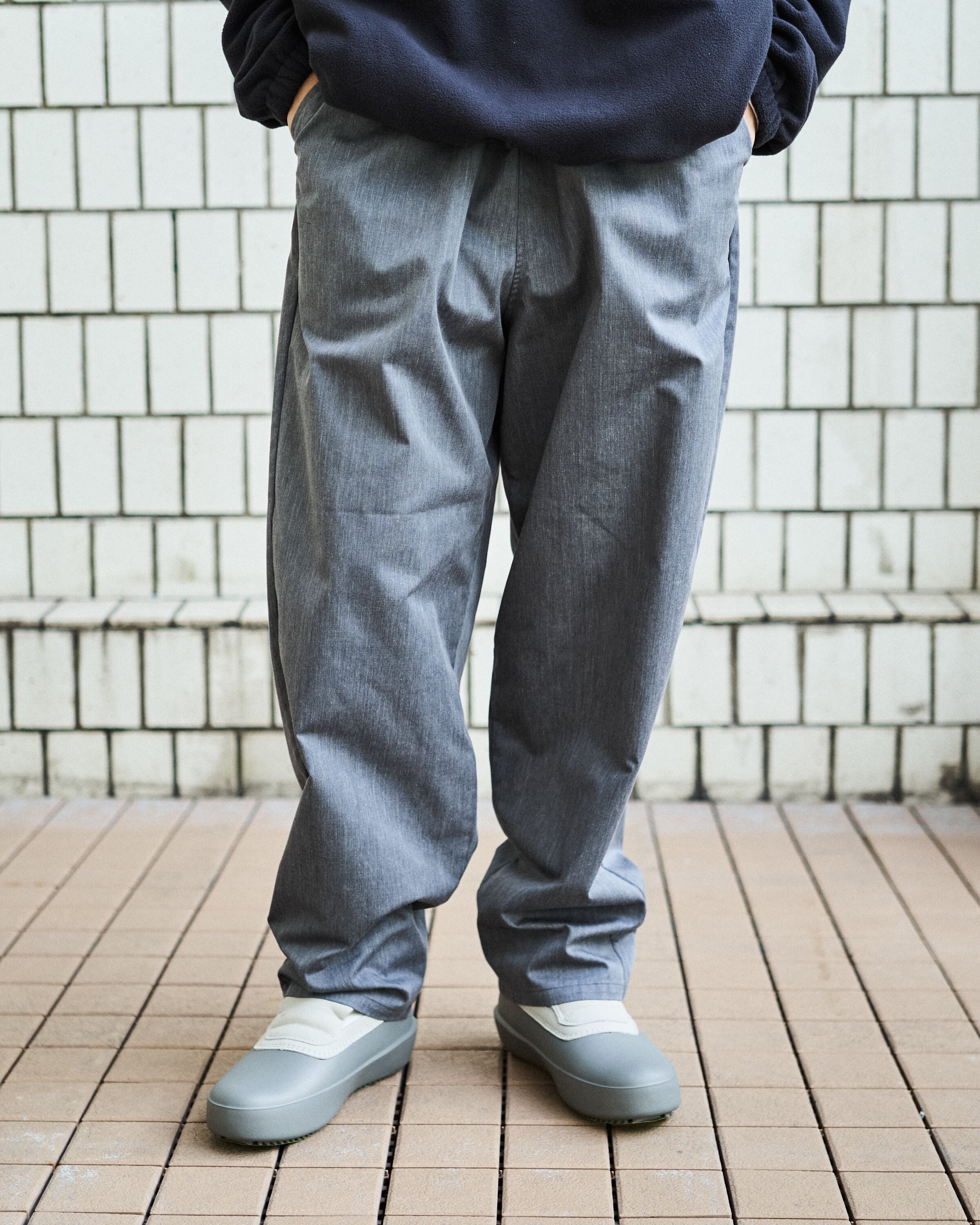 【FreshService(フレッシュサービス)】CORPORATE EASY PANTS（FSW-22-PT_182） | 眠家オンラインストア