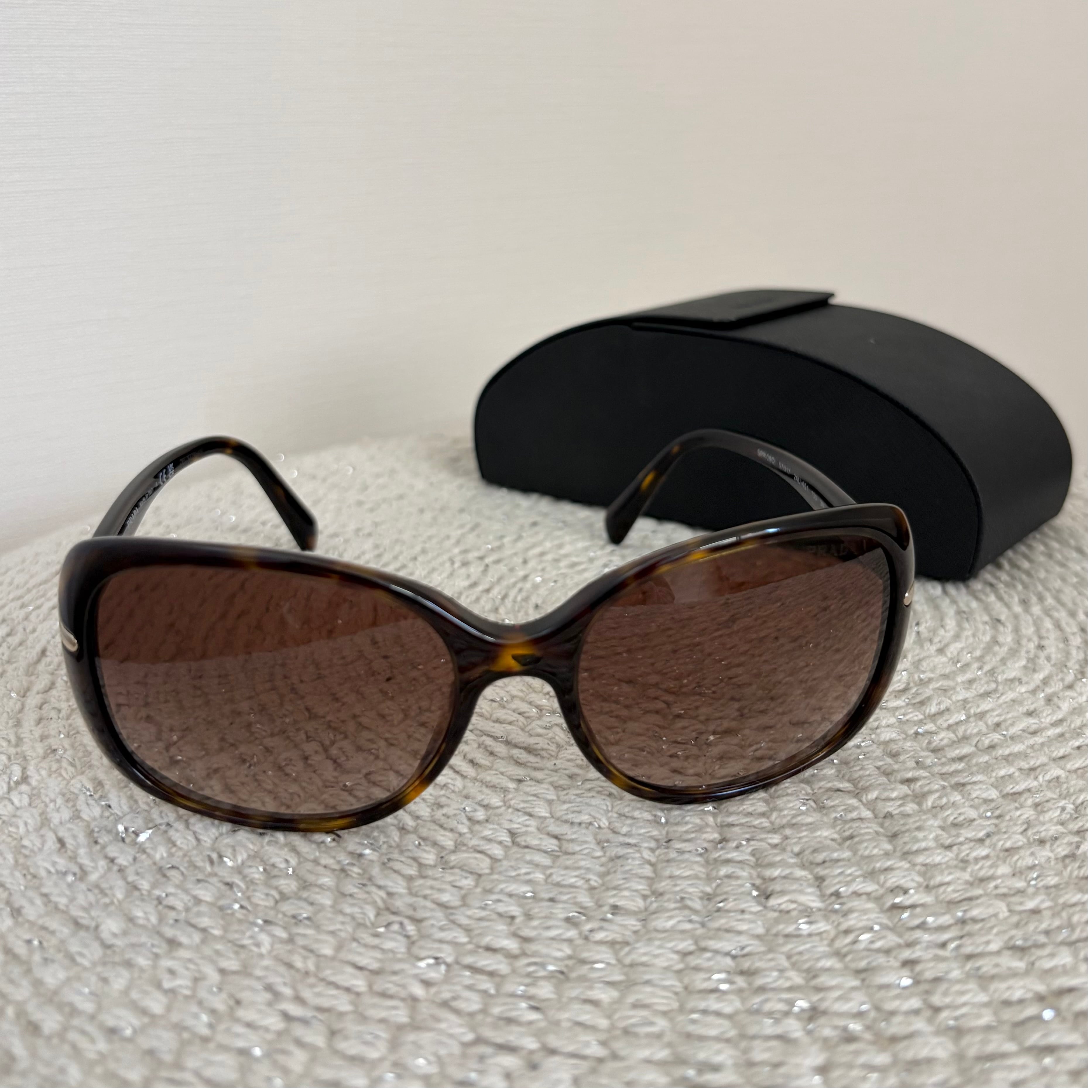 【美品】PRADAプラダ　サングラス SPR08O べっ甲柄 ブラウンレディース Prada | Laiza