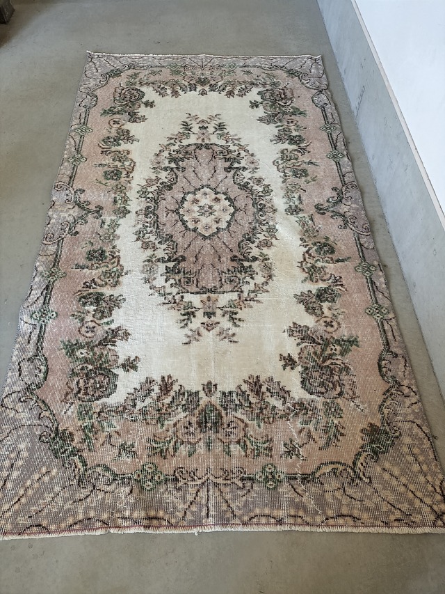 Turkish rug No.678