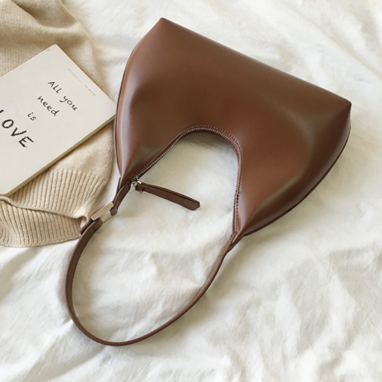 三日月ショルダーバッグ 10type W10258