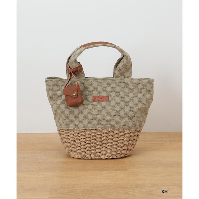 toleur（トーラ）リース刺繍トート