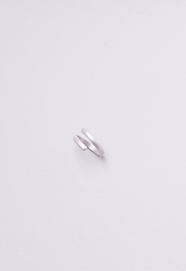 distorted ring / matte