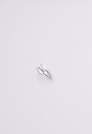 distorted ring / matte