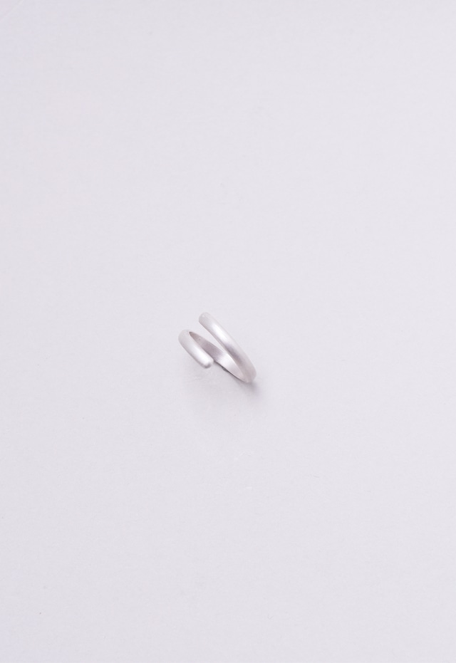 distorted ring / matte