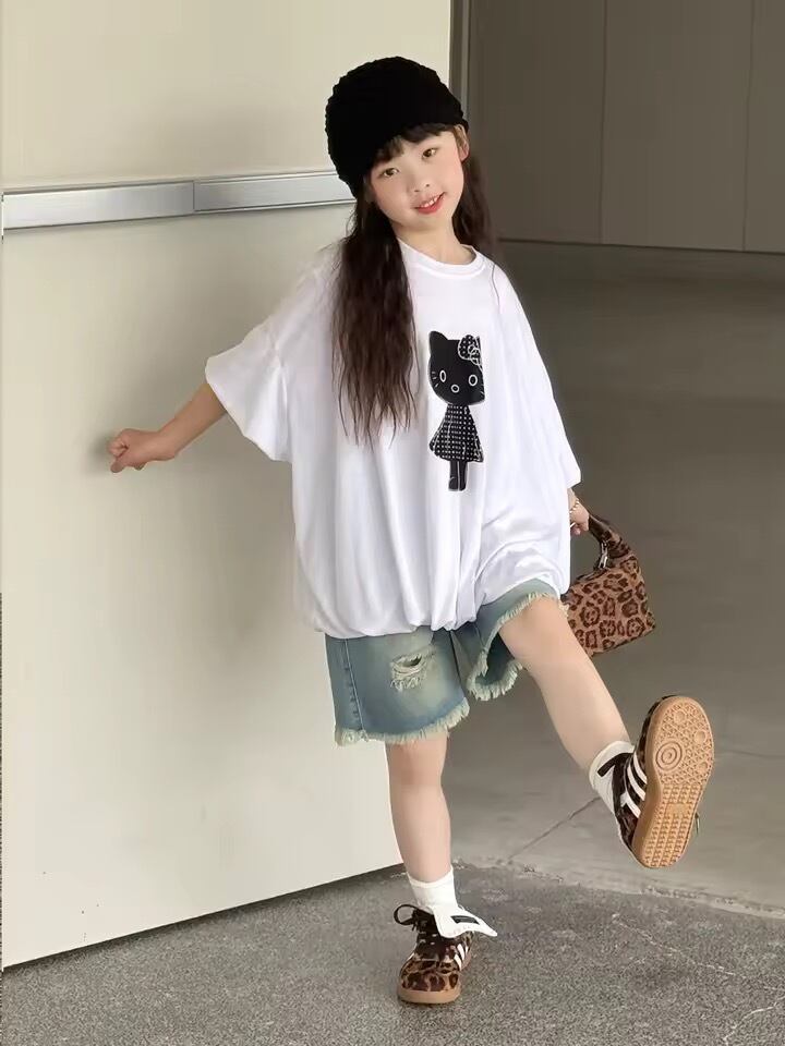 ダメージハーフデニム
