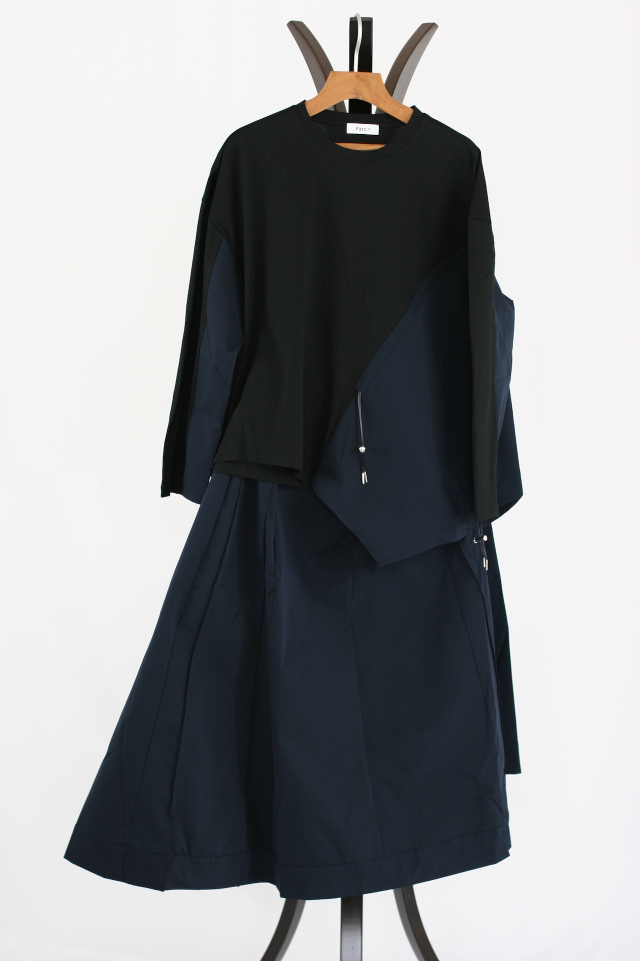 【Parc.1】Gather Tops & Taffeta skirt SET UP(108-076327)