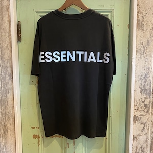 再販！ESSENTIALSエッセンシャルズリフレクター半袖Tシャツ￥12000＋tax