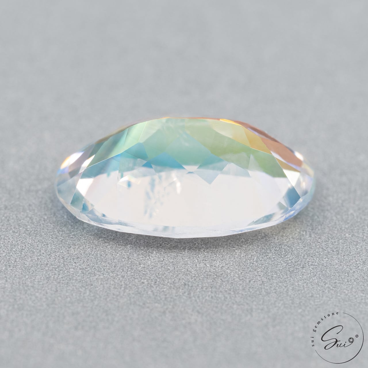 天然【非加熱】レインボームーンストーン 1.04ct | SUI GEMSTONE