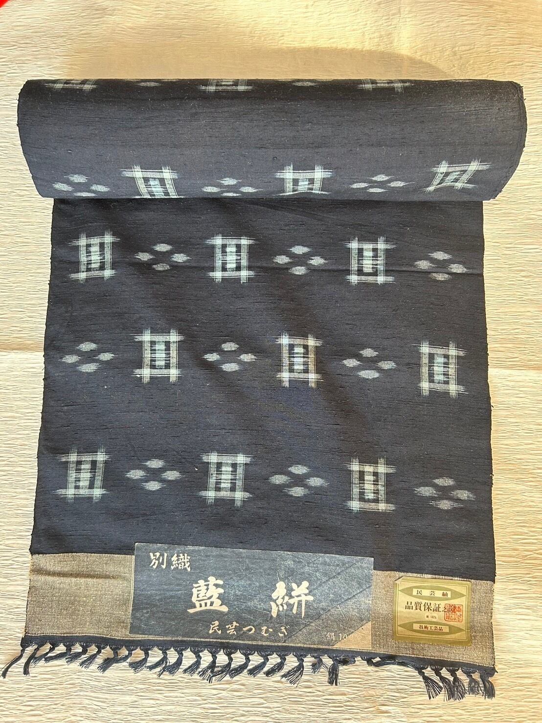 平和屋着物●本場越後伝承紬　越後之国草木染　古代裂柿渋布　格子　証紙付き　正絹　逸品　DABC3593az 平和屋着物○極上 本場縞大島紬 縞格子 古代染色純植物染 ふくぎ