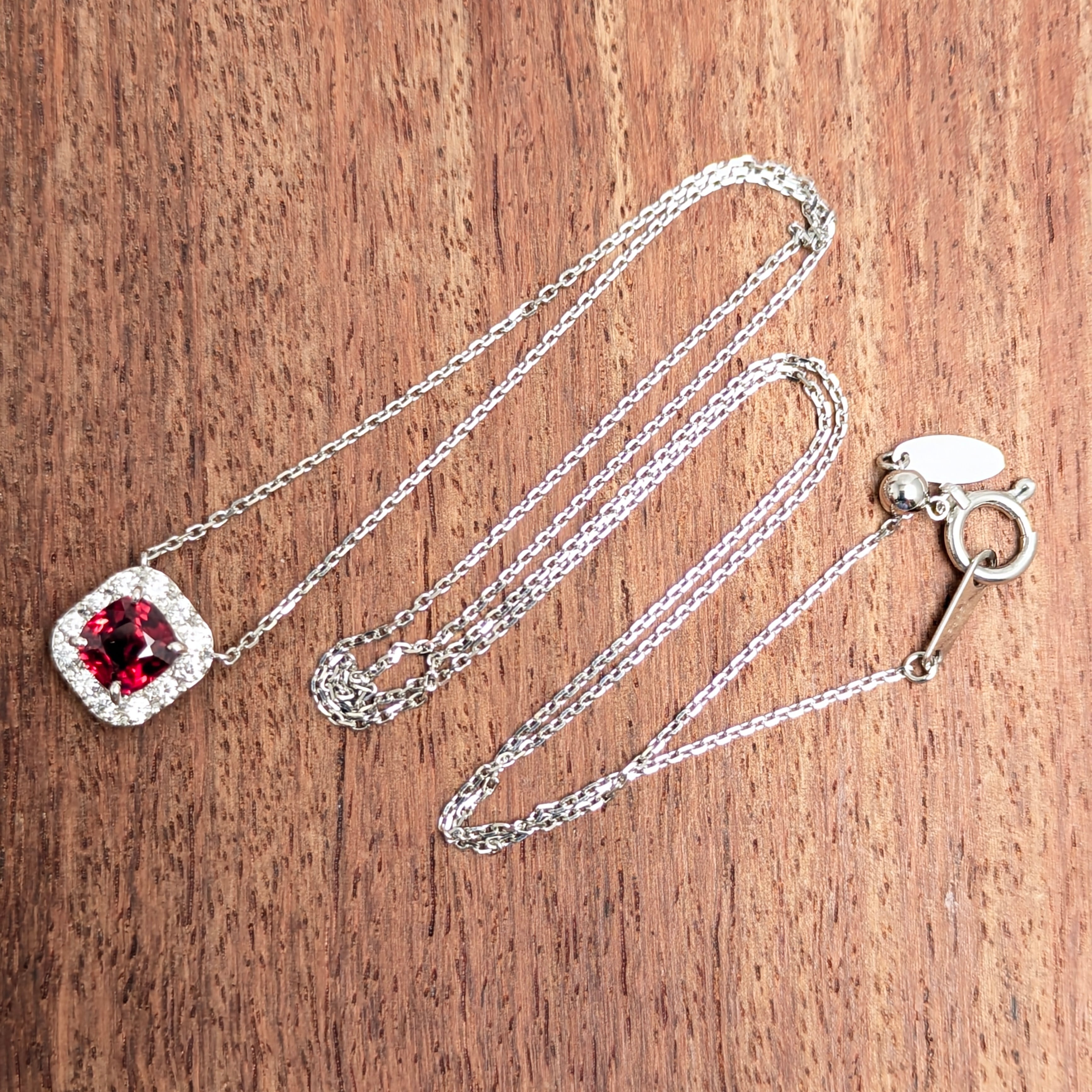 Pt900/850レッドスピネルネックレス ミャンマー・モゴック産 レッド