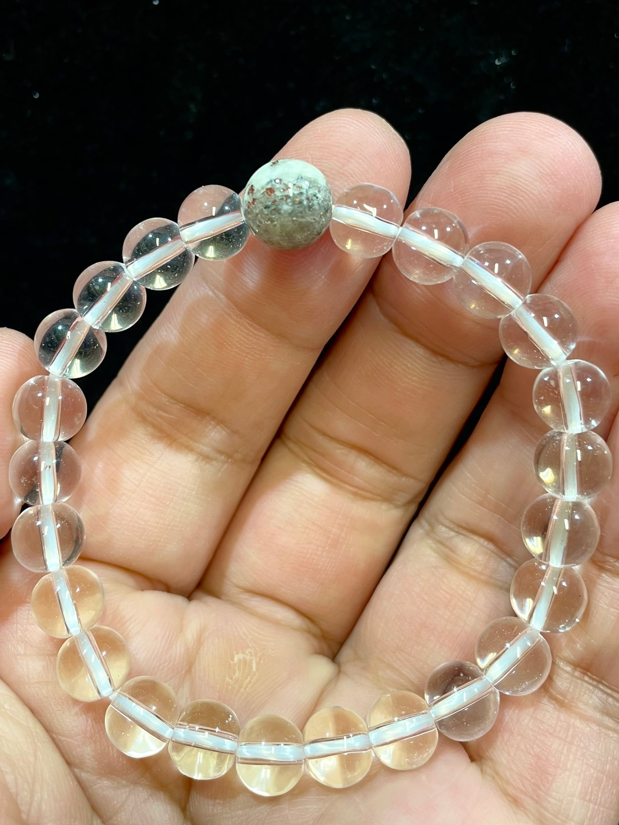 1) 世界初!!!「南極の石(アンタークティック・ストーン)」クリアビーズ・ブレスレットL